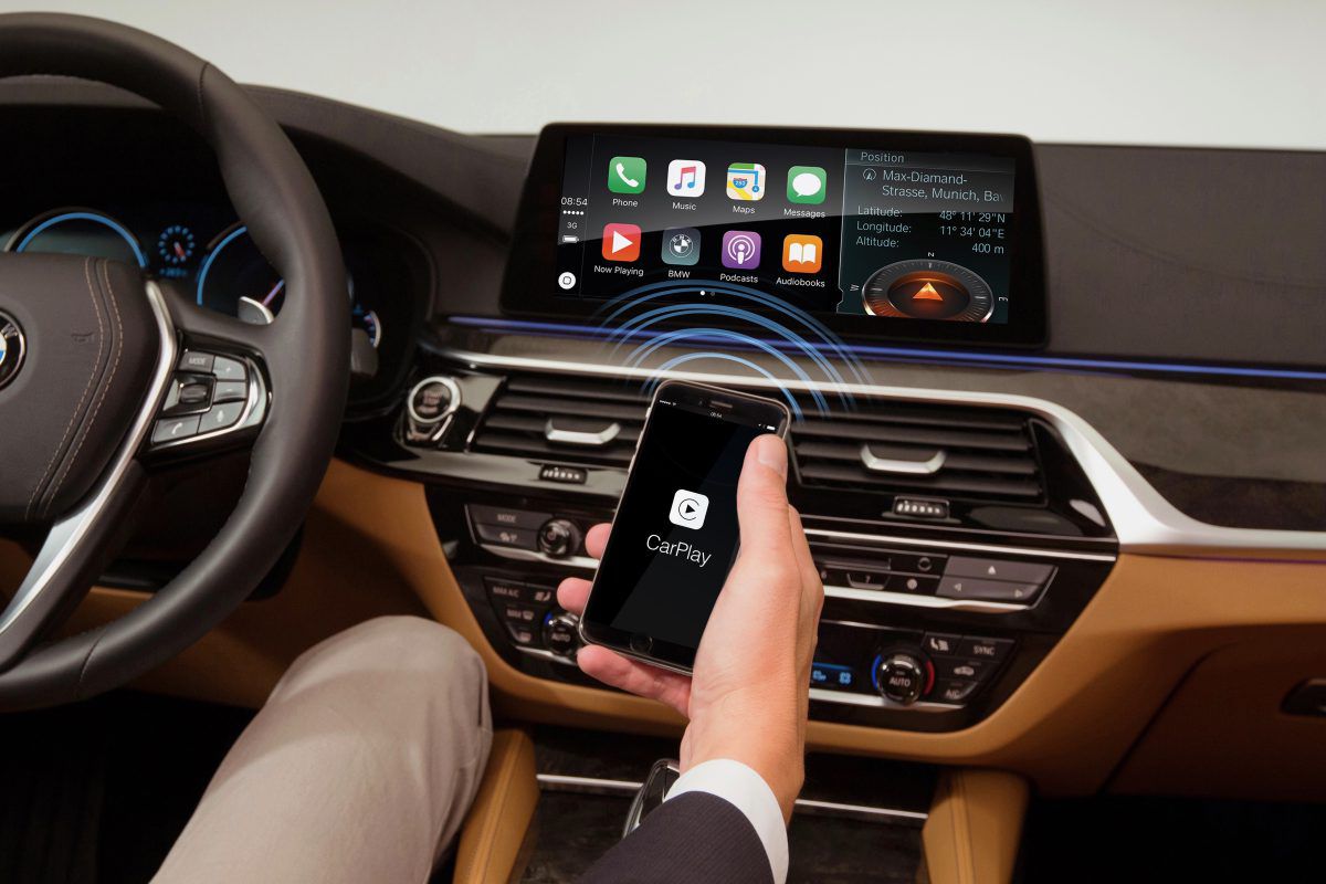 Load video: Road Top Ultra-thin 12.3-inch BMW Car Touch Screen Linux System Demonstration